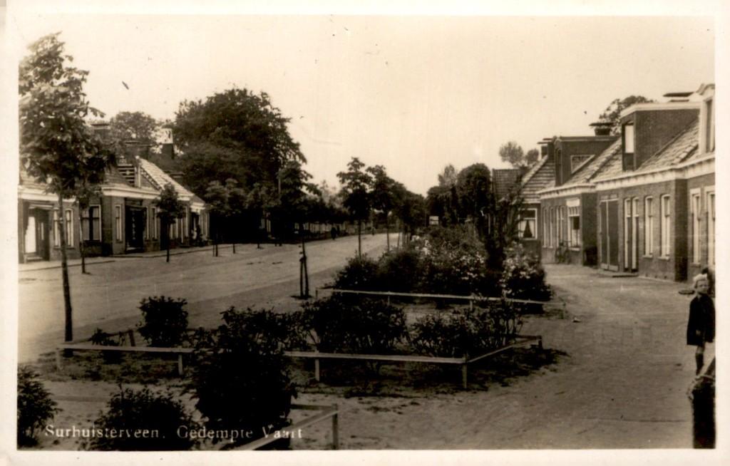 Surhuisterveen Gedempte Vaart # 224, Verzamelen, Ansichtkaarten | Nederland, Verzenden, 1940 tot 1960, Gelopen, Friesland