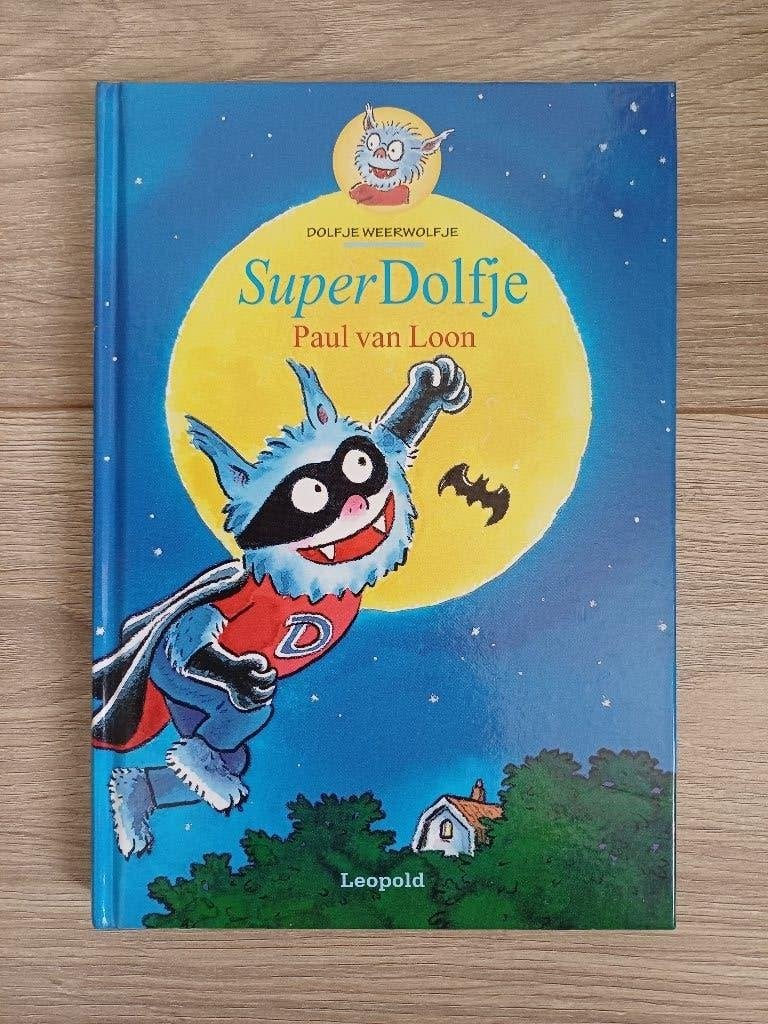 Dolfje Weerwolfje Super Dolfje  - Paul van Loon; nieuwstaat!, Boeken, Ophalen of Verzenden, Zo goed als nieuw, Paul van Loon, Fictie algemeen