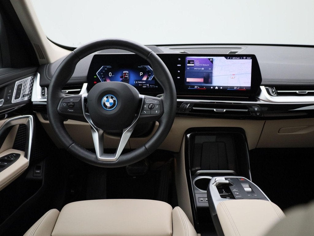 BMW X1 xDrive25e | Automaat | Leder | Panorama dak | Stoel v, Auto's, BMW, 12 maanden, Gebruikt, Euro 6, 105 min