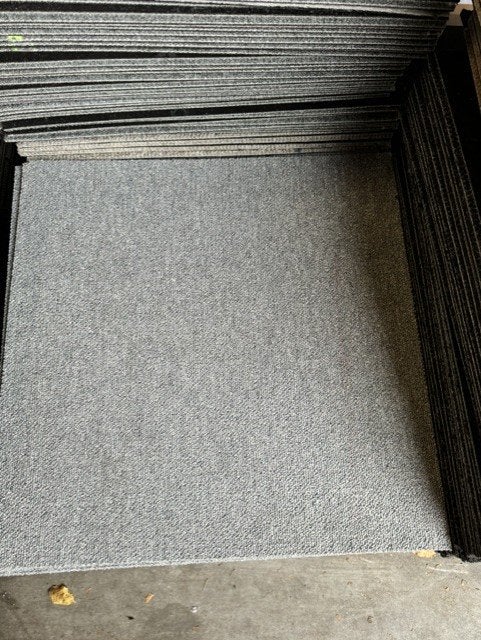 Partij Desso tapijttegels nieuw 50x50cm 12.5m2 grijs #70, Niet ingevuld, Niet ingevuld, Nieuw, Tapijttegels