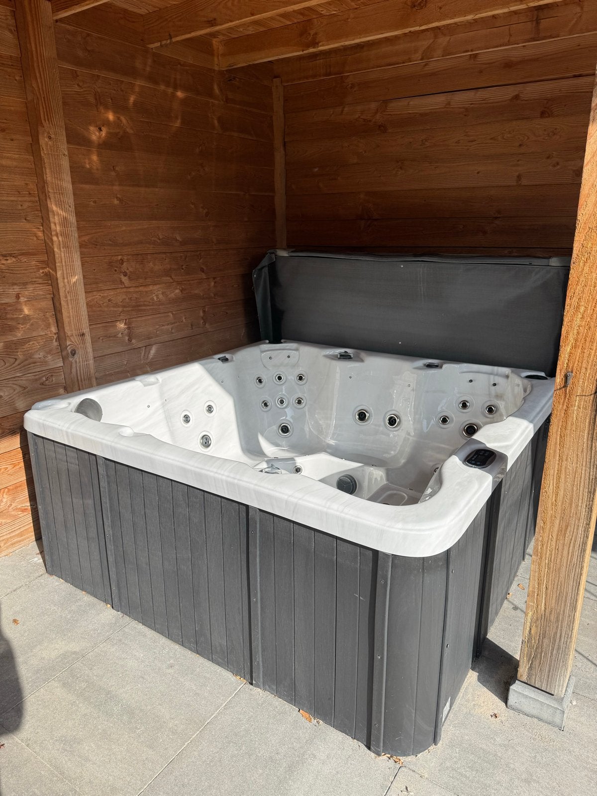 Jacuzzi Spa Pro Relax, Ophalen, Gebruikt, Afdekzeil, Vast