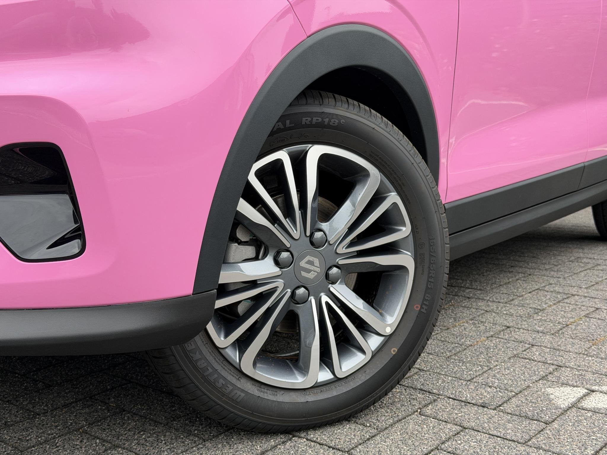 Leapmotor T03 Design 37.3 kWh 95PK Automaat Roze Wrap, Navig, Auto's, 12 maanden, Stof, Wit, Elektrisch