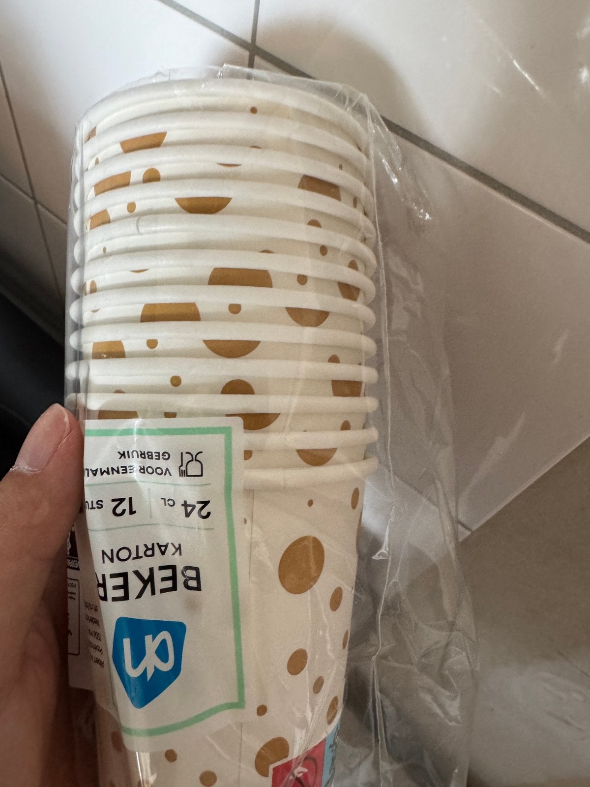 Instant cups, Huis en Inrichting, Woonaccessoires | Schalen en Manden, Ophalen of Verzenden, Zo goed als nieuw