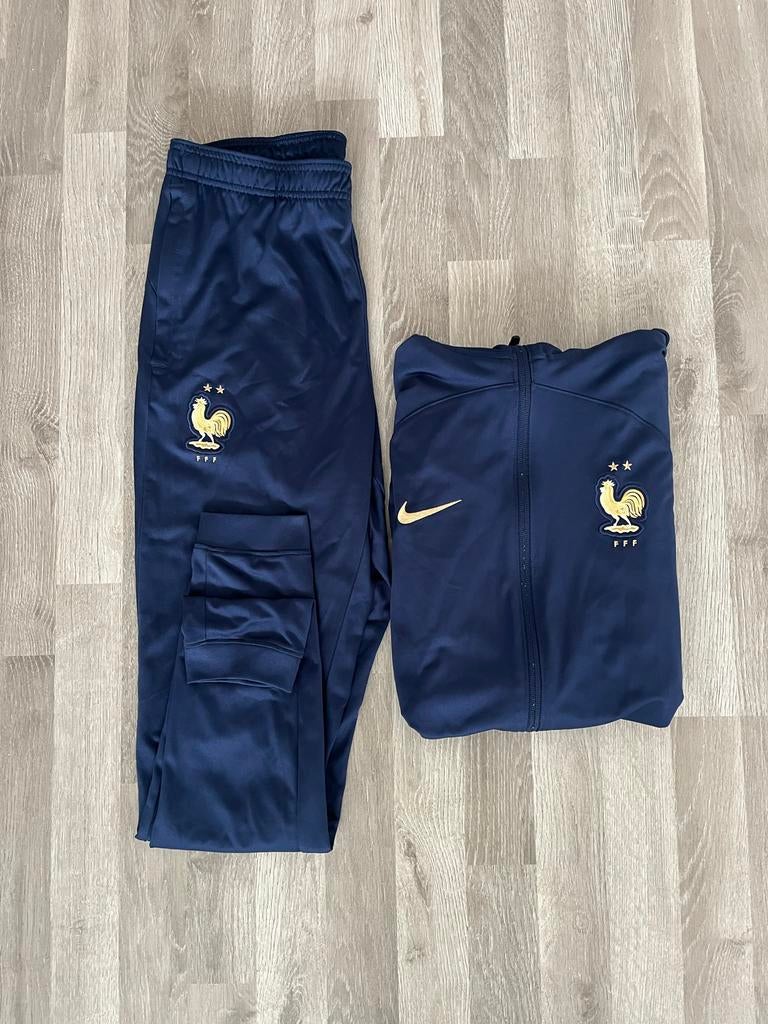 Nike Frankrijk Trainingspak - Maat M, Kleding | Heren, Zo goed als nieuw, Voetbal, Verzenden, Maat 48/50 (M)
