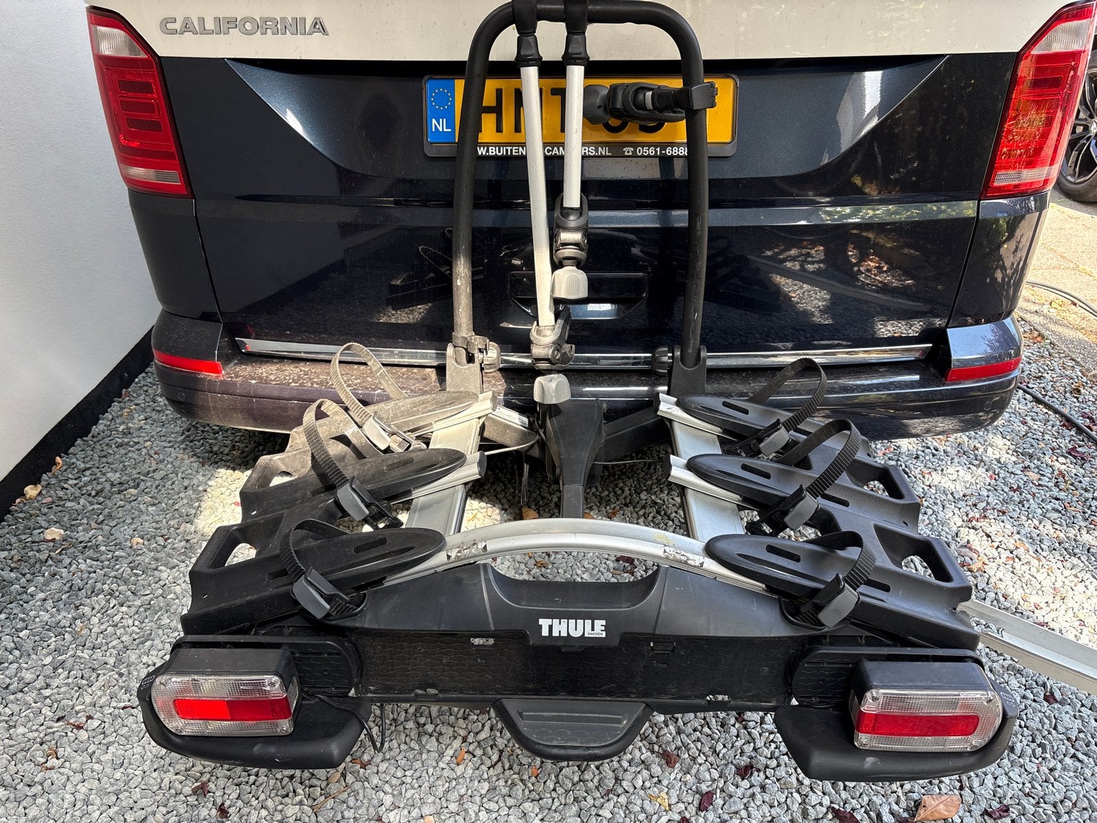 Thule VeloCompact 927 fietsendrager + 4e fiets adapter, Auto diversen, Fietsendragers, Gebruikt, Trekhaakdrager, 3 fietsen of meer