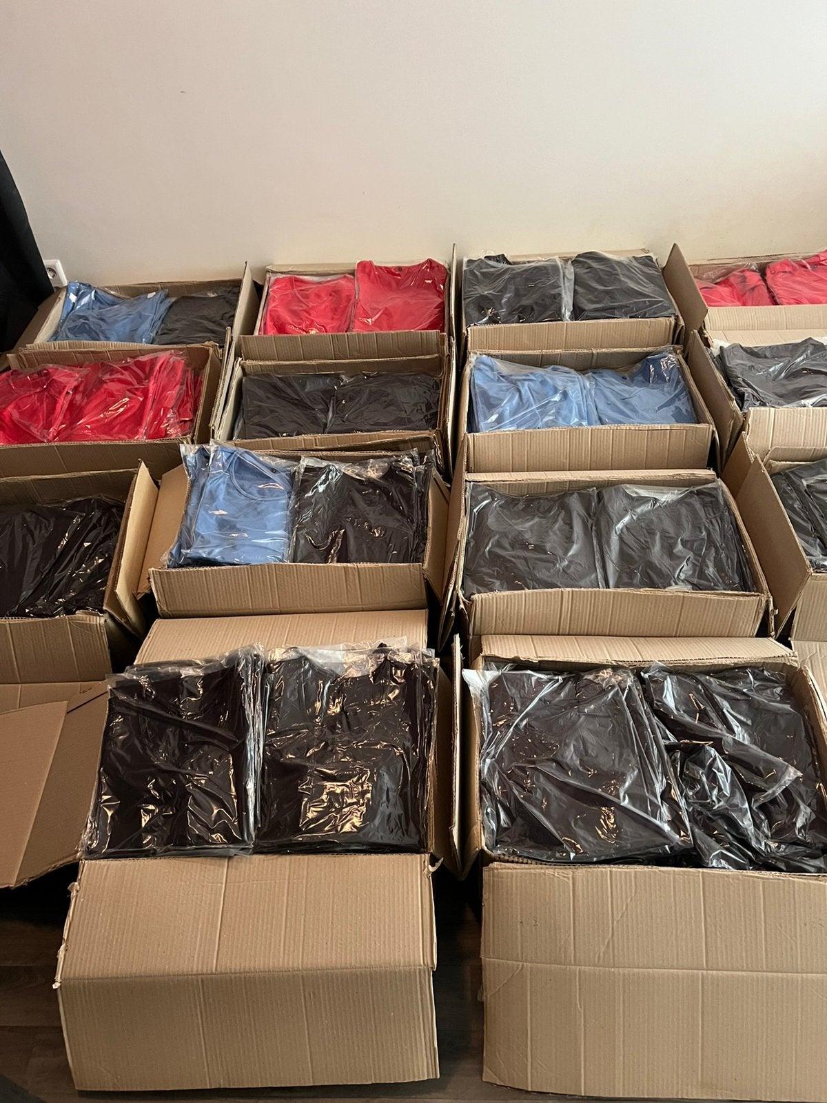 partij handel dames kleding nieuw 850 stuks, Kleding | Dames, Overige Dameskleding, Ophalen, Nieuw