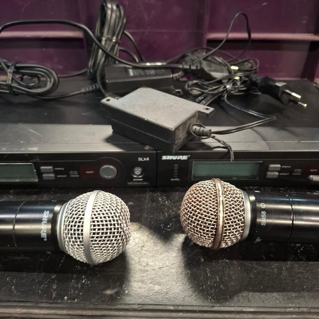2x shure SLX4 K3E 606-630 Mhz, Ophalen of Verzenden, Gebruikt, Zangmicrofoon, Draadloos
