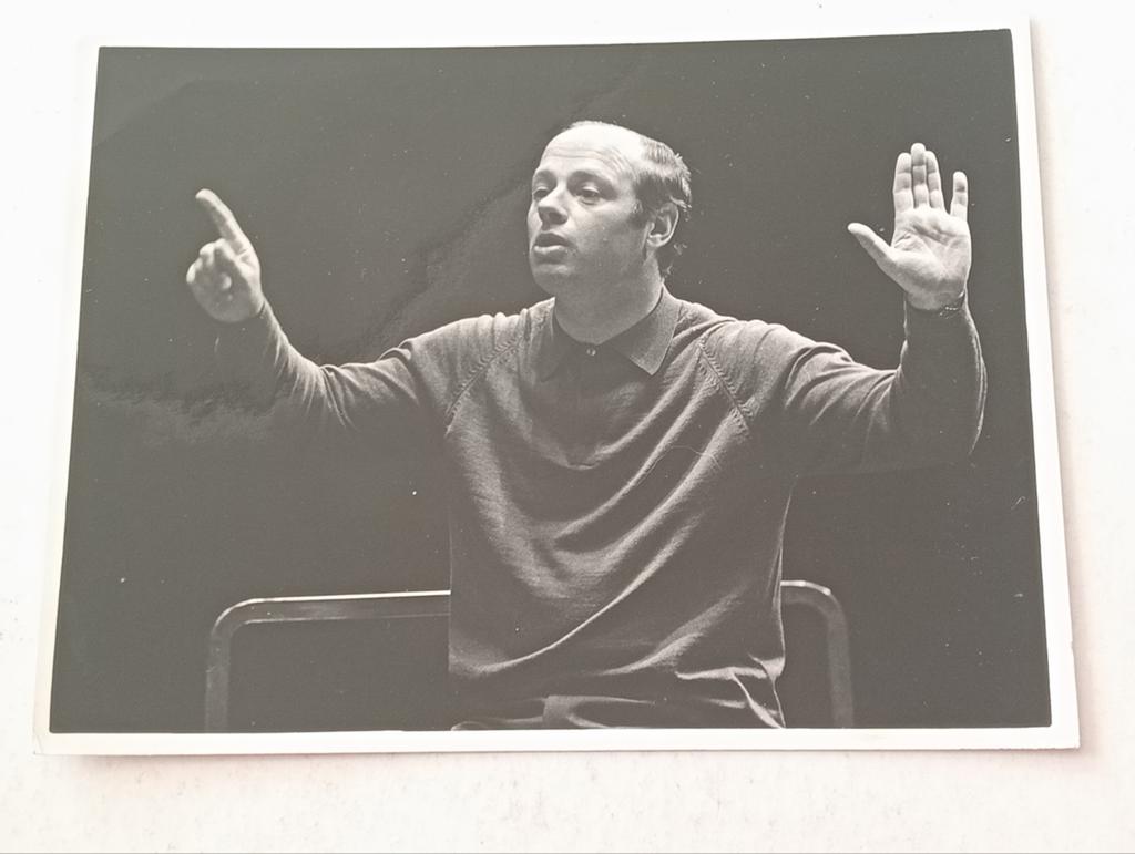 Portretfoto Dirigent Bernard Haitink jaren 70, Ophalen of Verzenden, 1960 tot 1980, Gebruikt, Overige onderwerpen
