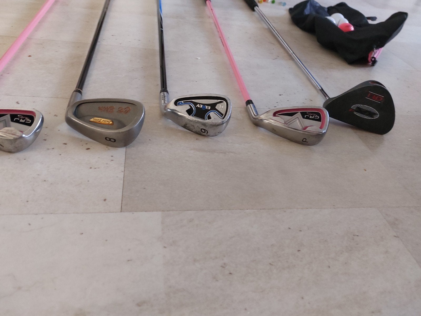 Foto 5 van Jeugd golfset rechtshandig met tas