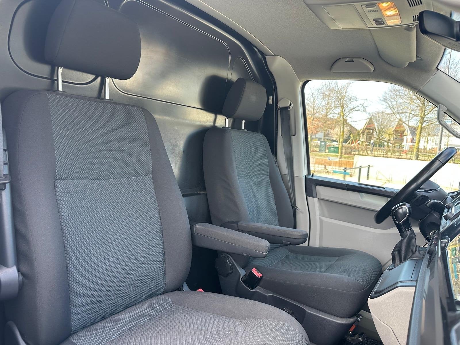 Foto 19 van Volkswagen Transporter 2.0TDI 110KW 2018