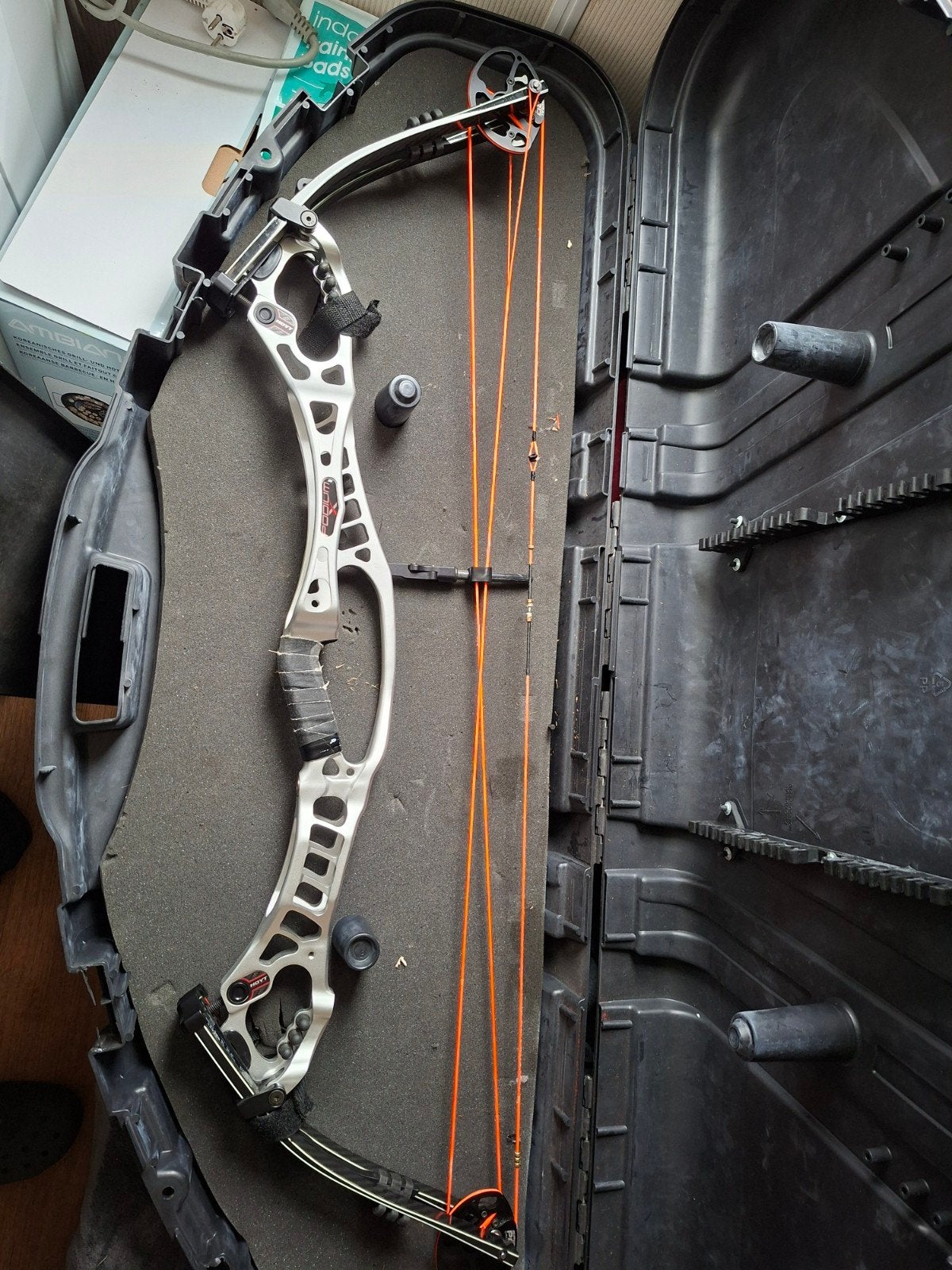 hoyt podium RH+ koffer, Ophalen, Gebruikt, Compoundboog