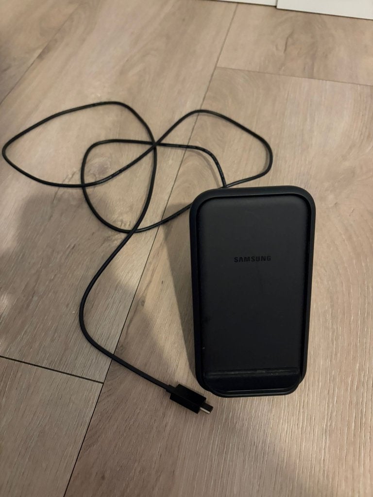 Samsung Wireless Charging Stand