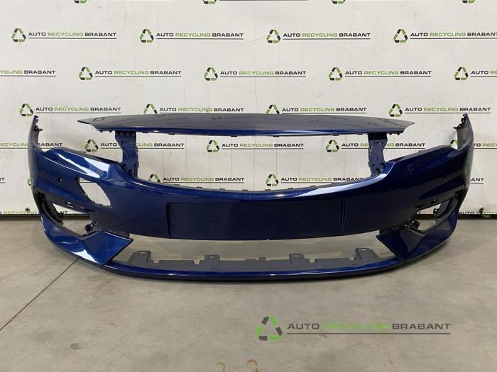 Voorbumper van een Opel Astra, Auto-onderdelen, Carrosserie en Plaatwerk, Gebruikt, -, -, Ophalen of Verzenden