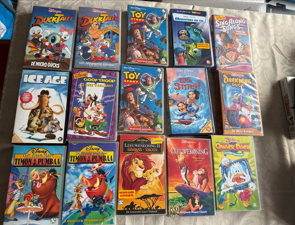 Grote collectie Disney en Pixar VHS-banden, Avontuur, Gebruikt, Alle leeftijden, Ophalen of Verzenden