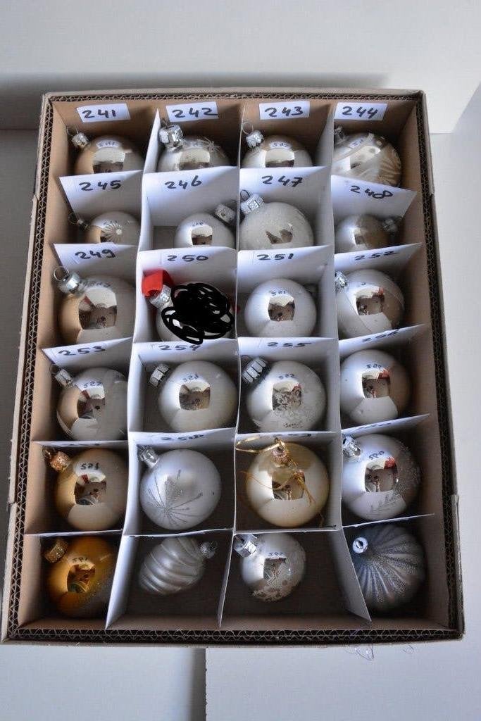 Kerstballen zilver Doos 11, Ophalen of Verzenden, Zo goed als nieuw