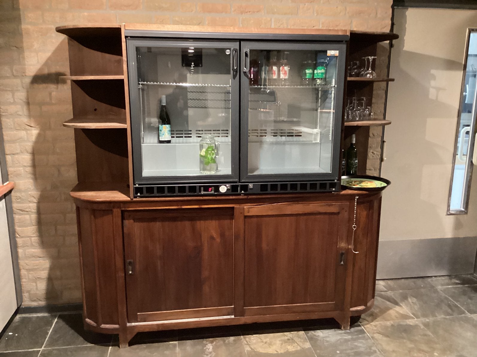 Mooie kast met koeling er in, Huis en Inrichting, Ophalen, Zo goed als nieuw