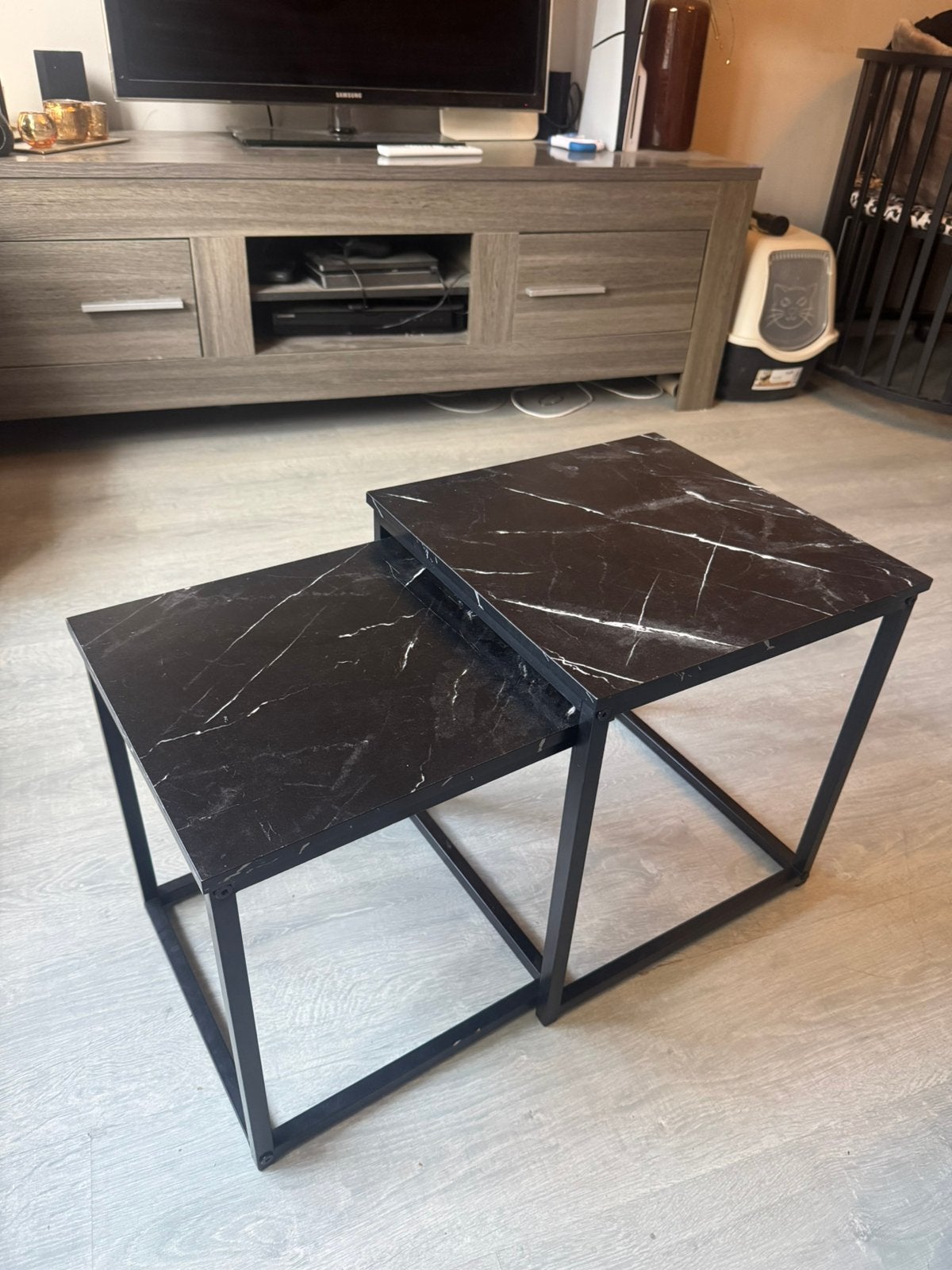Nette zwarte salontafeltjes, Ophalen, Zo goed als nieuw, Rond, 50 tot 100 cm