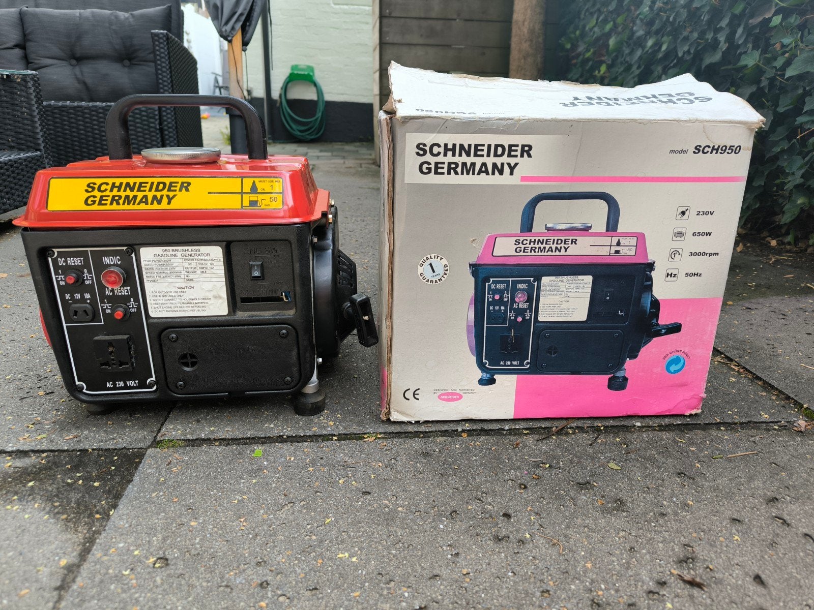 Schneider Germany SCH950 benzinegenerator – 650W, Ophalen, Zo goed als nieuw, Minder dan 5 kVA, Benzine