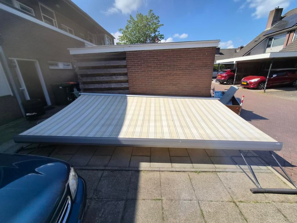 zonnenscherm electrische 5m10, Tuin en Terras, Zonneschermen, Ophalen, Gebruikt, Knikarmscherm