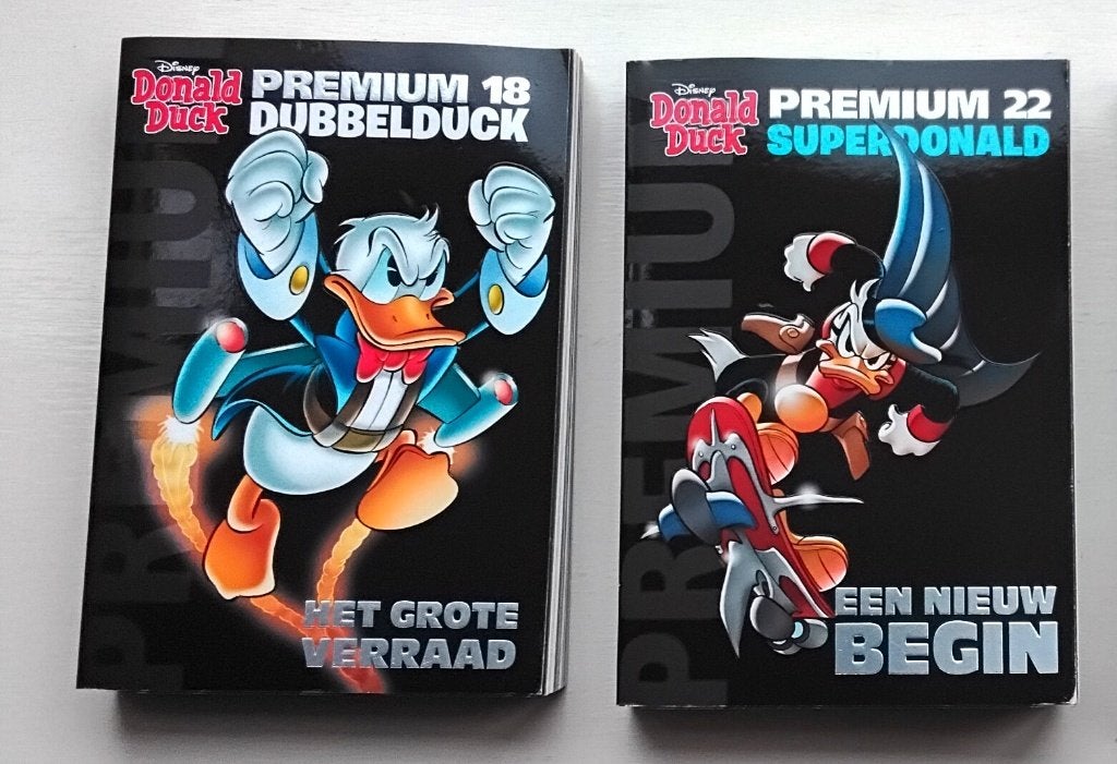 2x Donald Duck premium -18: Dubbelduck + 22: Superdonald, Boeken, Stripboeken, Meerdere stripboeken, Ophalen of Verzenden, Gelezen