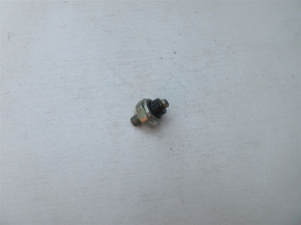 Suzuki GSX600F oliedruk sensor switch GSX 600 oliedruksensor, Ophalen of Verzenden, Gebruikt