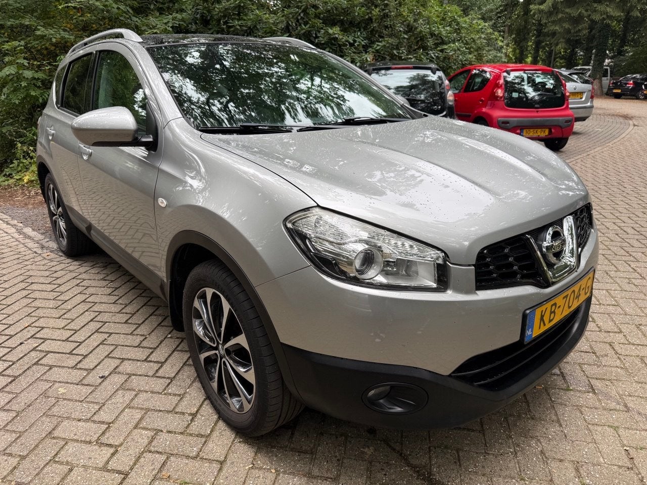 Nissan Qashqai 1.6 2WD 2011 Grijs, Auto's, Voorwielaandrijving, 4 cilinders, 1210 kg, Alcantara