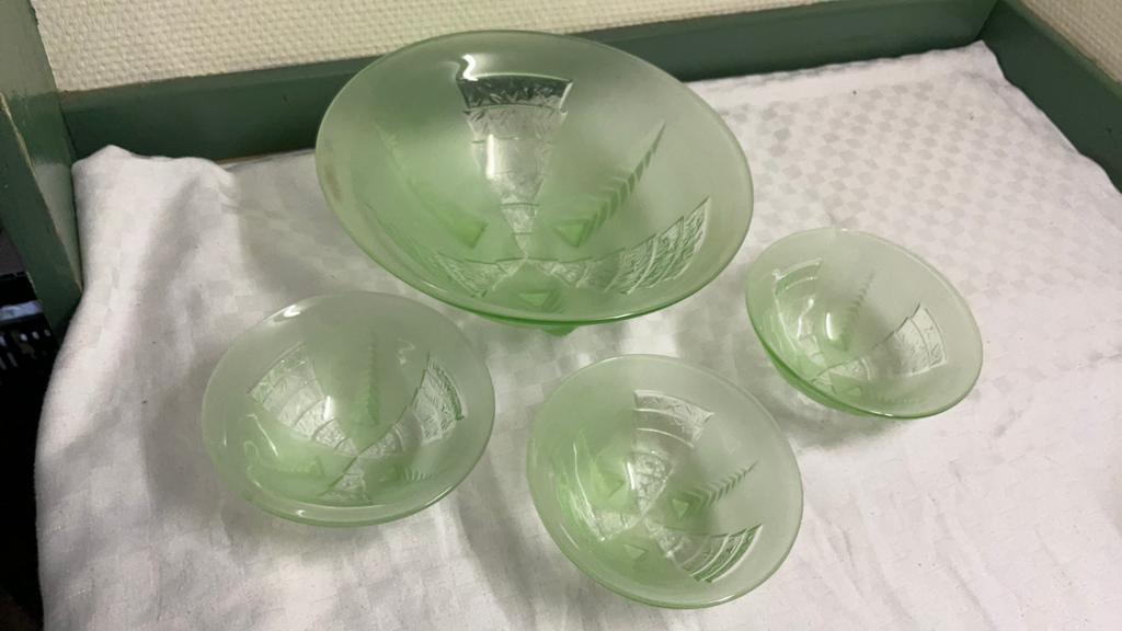Groen glas, schaal met 3 kommen, frosted glas, Ophalen of Verzenden