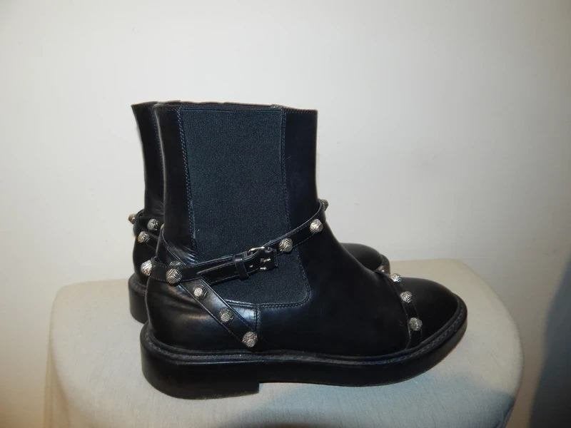 Balenciaga laarzen leer banden zilveren spikes top staat38.5, Balenciaga, Verzenden, Zwart, Lage of Enkellaarzen