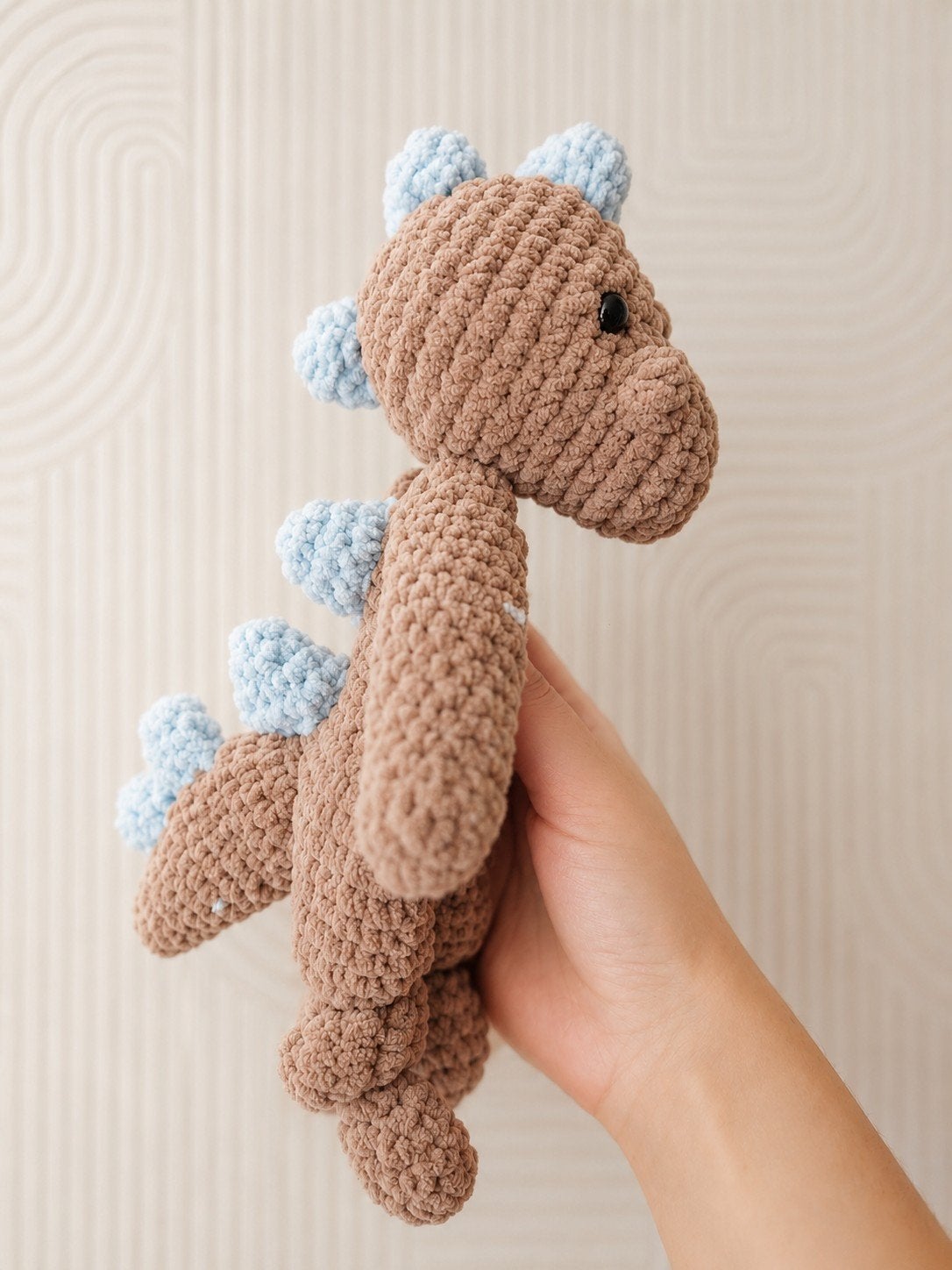 Handgemaakte Dino Knuffel - Super Zacht Kraamcadeau, Kinderen en Baby's, Overige merken, Nieuw, Ophalen of Verzenden, Middelgroot (20 tot 80 cm)