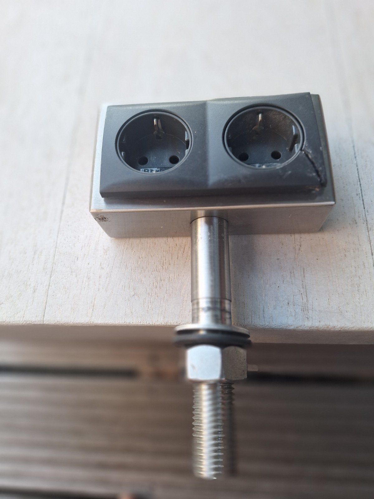 Dubbel stopcontact, Doe-het-zelf en Verbouw, Ophalen of Verzenden, Gebruikt, Stopcontact