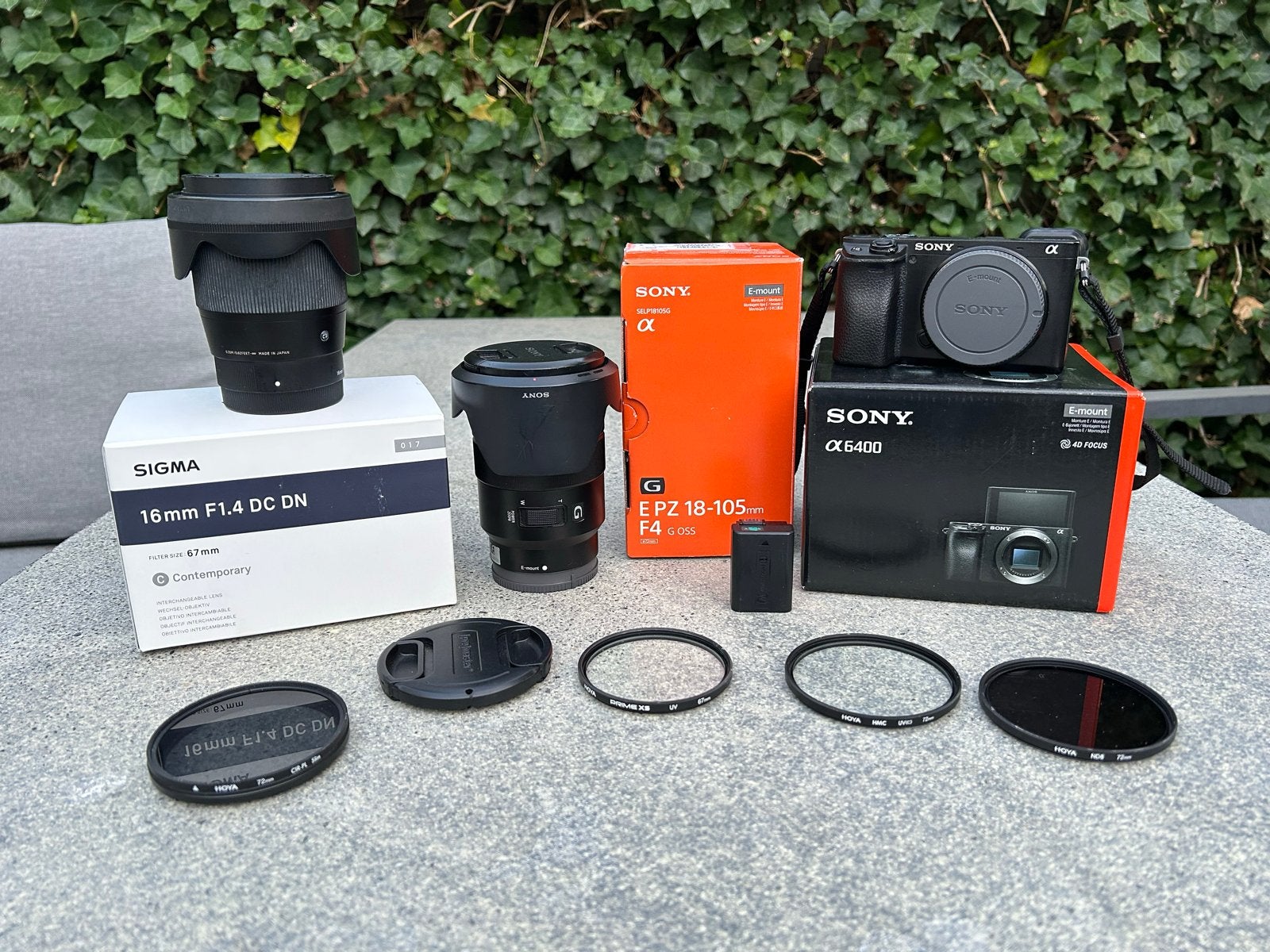 Sony A6400 + 18-105mm F/4 G OSS + Sigma 16mm F/1.4, Ophalen, Sony E-mount, Sony, Beeldstabilisatie