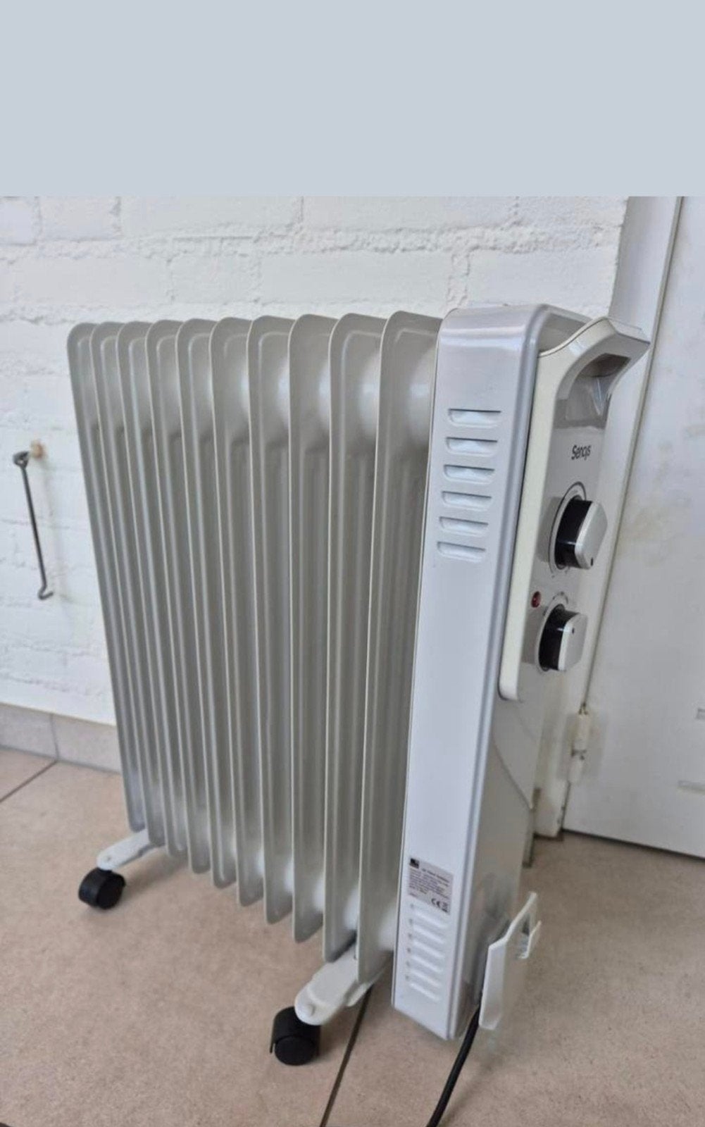 Sencys olieradiator 2500W wit met wieltjes, Ophalen, 30 tot 80 cm, Gebruikt, Radiator