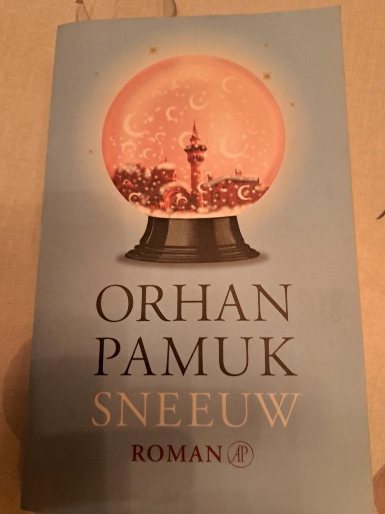 Sneeuw - Orhan Pamuk (Roman), Ophalen of Verzenden, Gelezen, Orhan Pamuk, Nederland