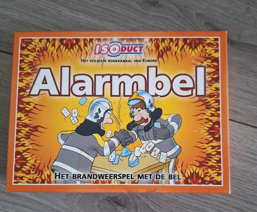Alarmbel kaartspel met bel compleet 999 games, Vijf spelers of meer, Ophalen of Verzenden, Zo goed als nieuw, 999 games