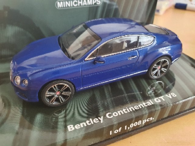 Bentley Continental GT V8 1/43, Ophalen of Verzenden, Nieuw, Auto, MiniChamps