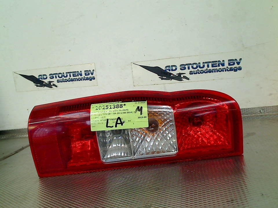 Achterlicht Links Ford Transit (2011-10/2014-08) 6C1113405A, Gebruikt, Henry-Ford-Straße  1, Köln 50735, , Duitsland, Ford-Werke GmbH
