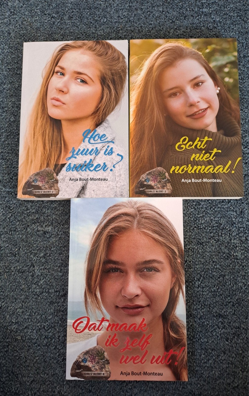 Girls Alert serie, Boeken, Chicklit, Verzenden