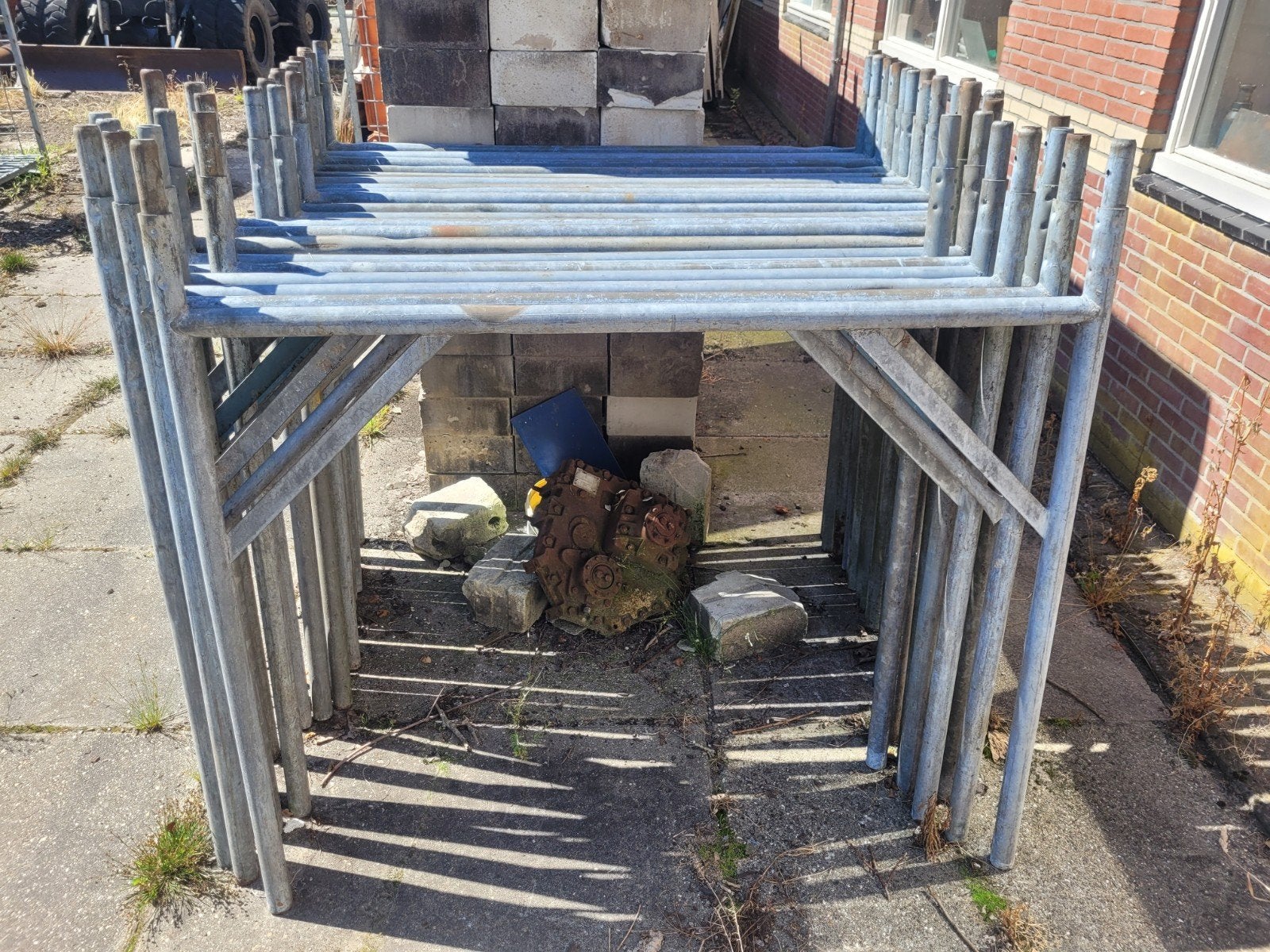 Steiger jukken / buis / koppelingen, Doe-het-zelf en Verbouw, Steigers, Ophalen, Overige typen, 2 tot 5 meter