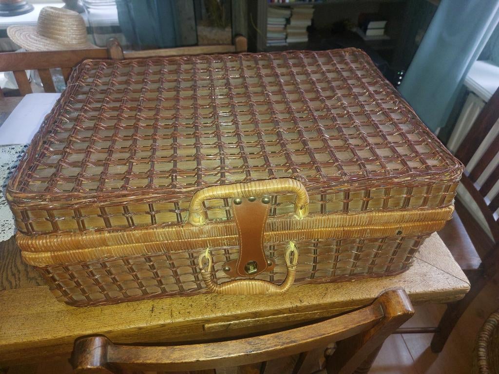 Vintage picknickmand met servies en bestek, Ophalen of Verzenden, Gebruikt