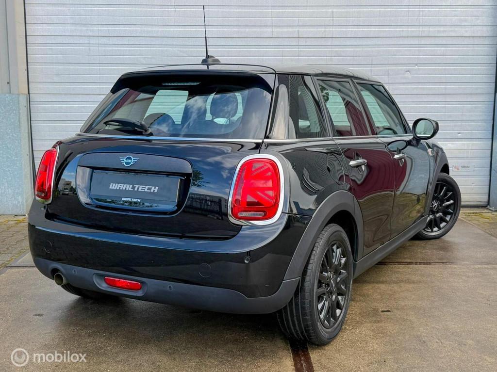 Mini Mini 1.5 One Salt Carplay PDC Cruise Keyless Led, Voorwielaandrijving, Stof, Gebruikt, Zwart