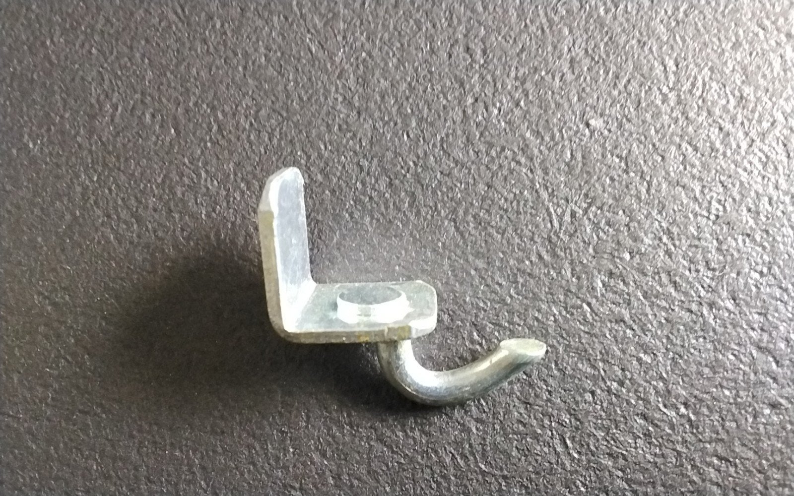 37x Kastplank Metalen Dragers Bruynzeel, Ophalen, Gebruikt
