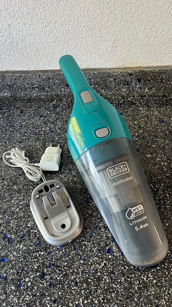 Black + Decker dustbuster wet + dry, Ophalen of Verzenden, Gebruikt, Reservoir, Kruimeldief