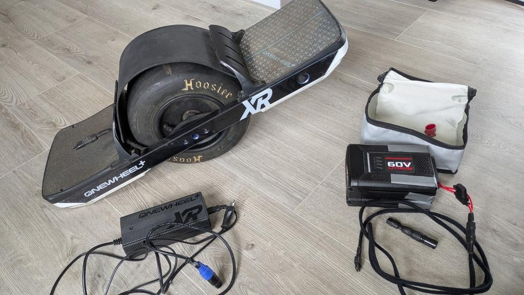 Onewheel XR - Fully Modded - Extra Battery Mod - 1300km, Sport en Fitness, Skateboarden, Ophalen