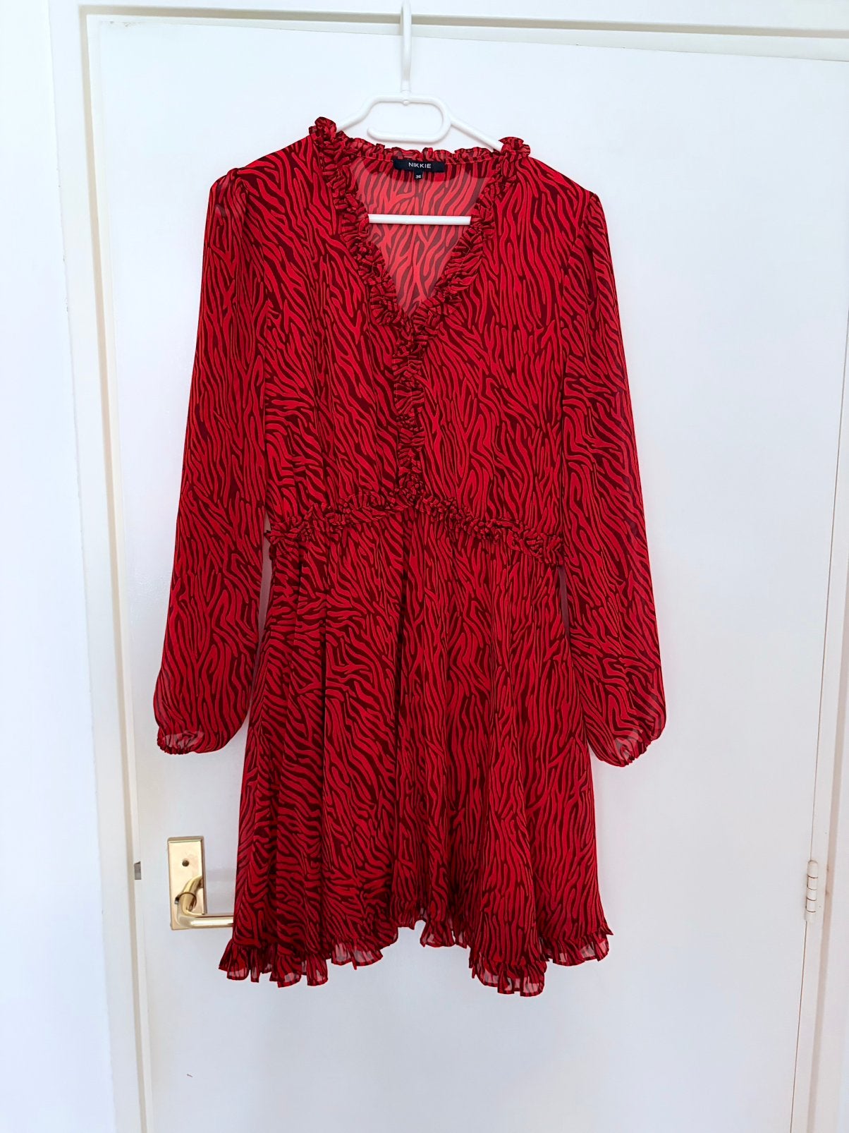 Nikkie jurk nieuw, Kleding | Dames, Jurken, Verzenden, Zo goed als nieuw, Maat 36 (S), Boven de knie