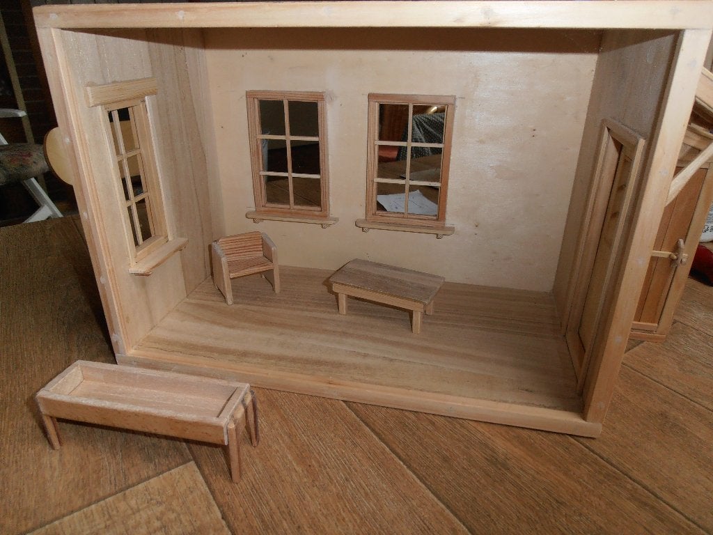 Nieuw houten poppenhuisje te koop, Verzamelen, Ophalen of Verzenden, Nieuw, Poppenhuis