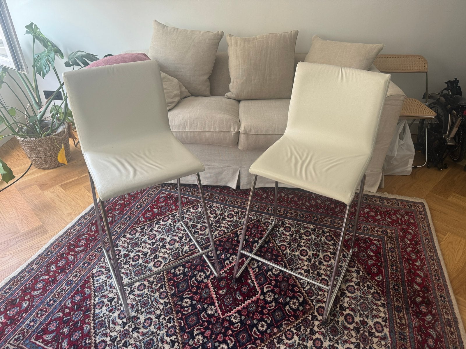IKEA Volfgang barkrukken wit leer, Ophalen, Met voetsteun, 60 tot 90 cm, Leer