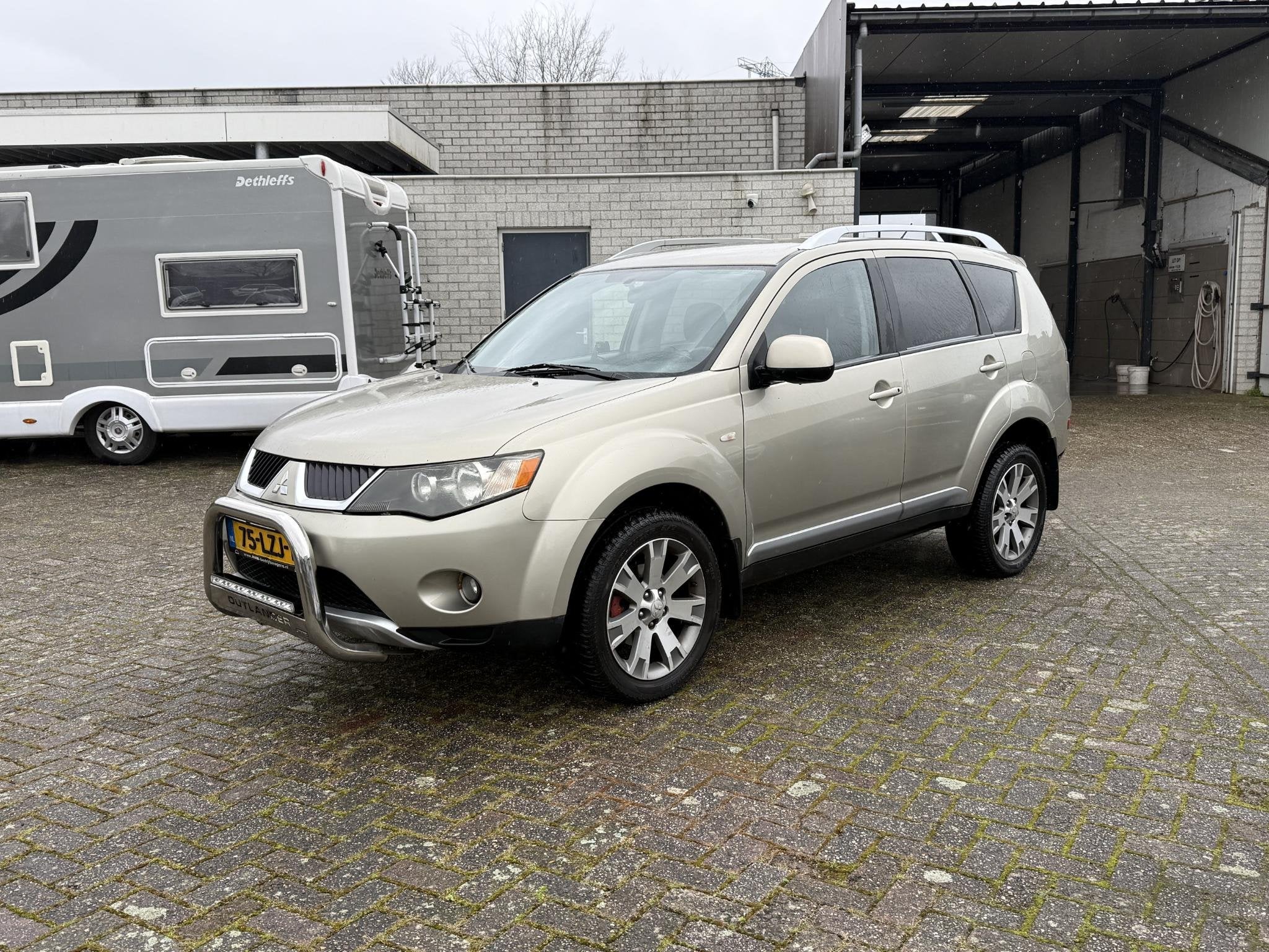Mitsubishi Outlander 2.4 Intro Edition 2WD | LPG | Trekhaak, Auto's, Mitsubishi, Voorwielaandrijving, Automatische klimaatregeling