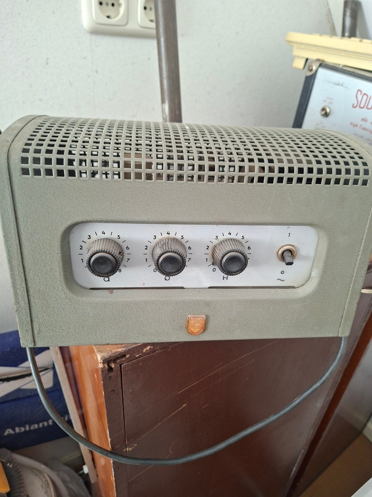 Vintage Philips buizenversterker - Klassiek geluid, Minder dan 60 watt, Ophalen, Overige merken, Gebruikt