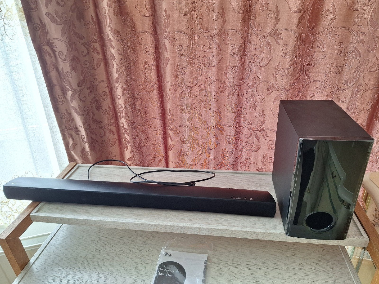 LG Soundbar SH2 met Subwoofer SPH2B-P en afstandsbediening, Ophalen, Met externe subwoofer, Gebruikt