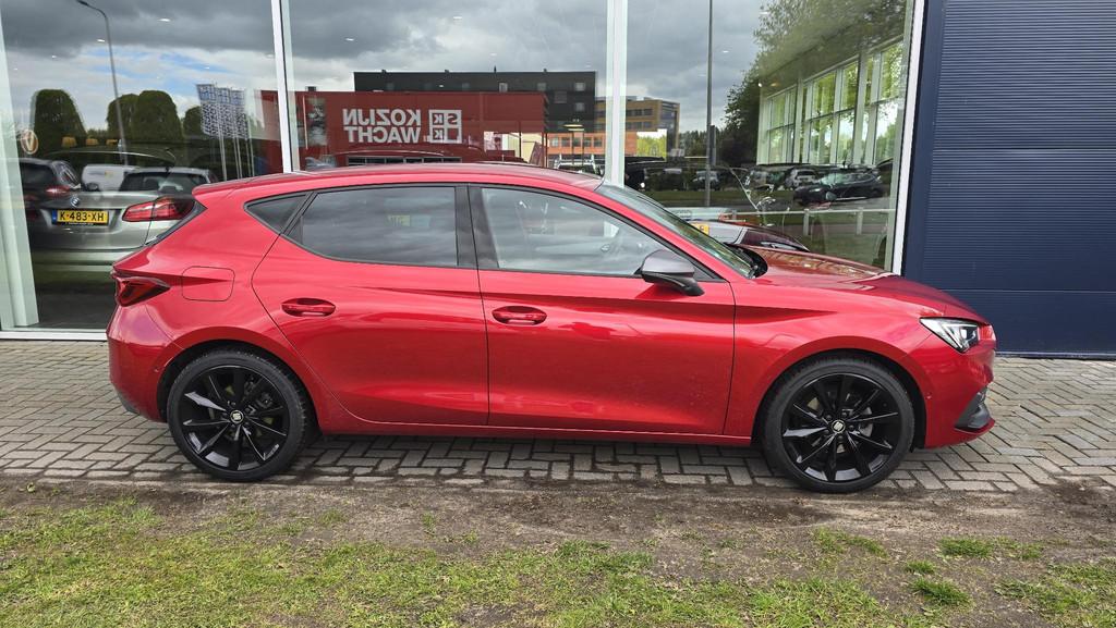 SEAT Leon 1.5 TSI FR Launch Edition |NAP|Stoel en Stuurverwa, Auto's, Voorwielaandrijving, Stof, 4 cilinders, 150 pk